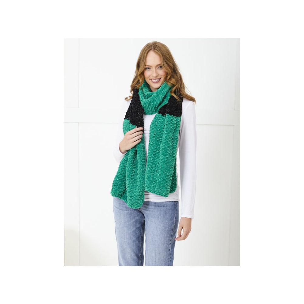 King Cole Chunky Scarf Knitting Pattern 6396