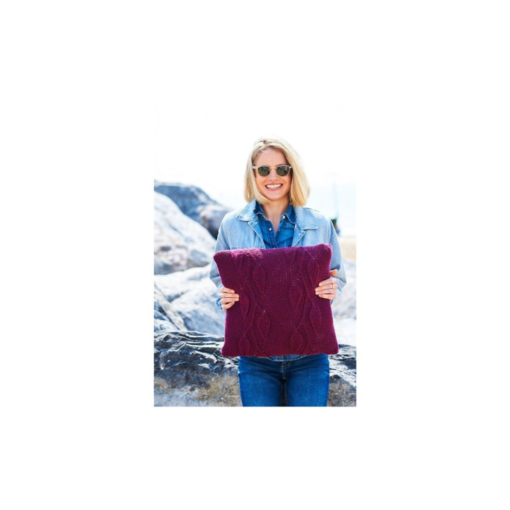 Stylecraft Chunky Cushion Cover Knitting Pattern 9944