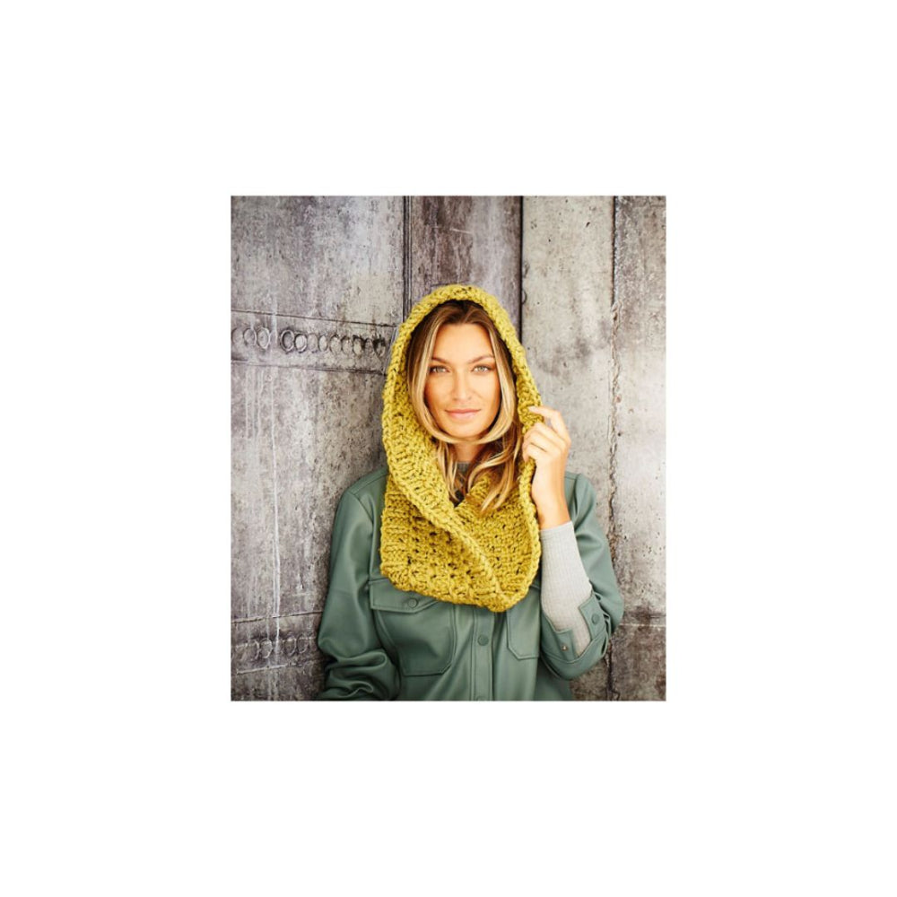 Stylecraft Snood Super Chunky Pattern 9810