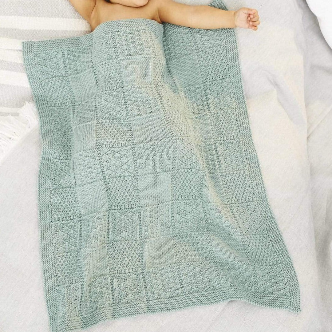 Stylecraft Patterns Stylecraft Baby Blanket Bambino DK Knitting Pattern 9531